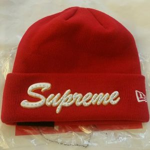Supreme red logo beanie